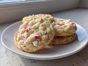 strawberry white chocolate chip cheesecake cookies - Featured